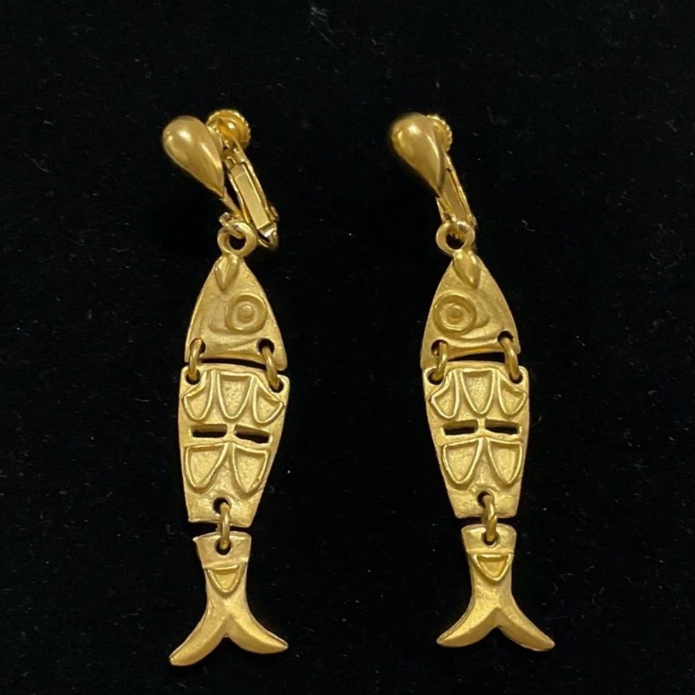 Gold Tone Elongated FISH Clip Earrings